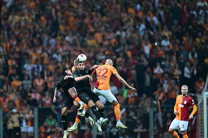 ali-sami-yende-icardi-imzasi-galatasaray-hataysporu-yildiziyla-gecti-yeni-gol-sevinci-1712087484026.jpg Ali Sami Yen'de Icardi imzası! Galatasaray Hatayspor'u yıldızıyla geçti! Yeni gol sevinci... - 3