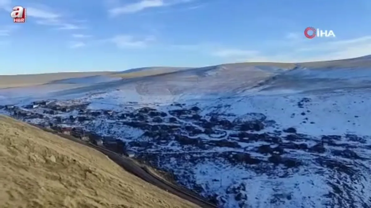 Ardahan'ın yüksek kesimleri beyaza büründü