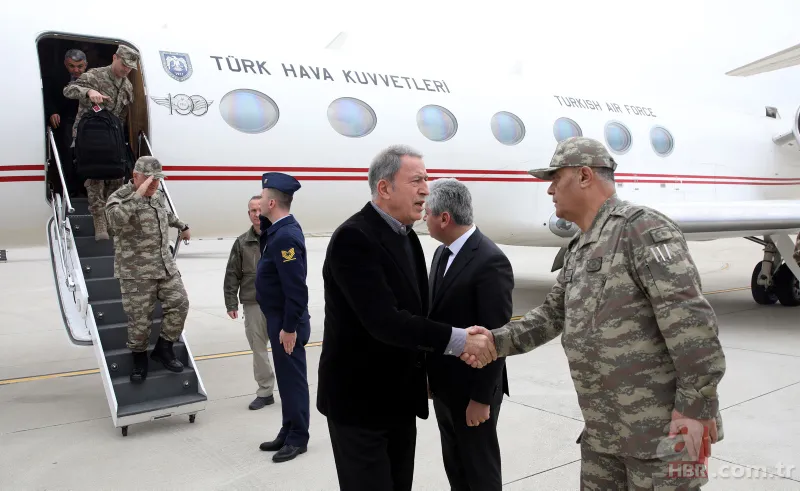 Bakan Akar ve komutanlar sınırın sıfır noktasında 4