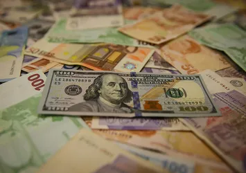 Hazine'ye para yağıyor