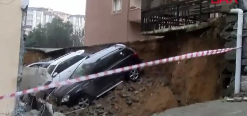 Son dakika: İstanbul, Kartal'da istinat duvarı çöktü
