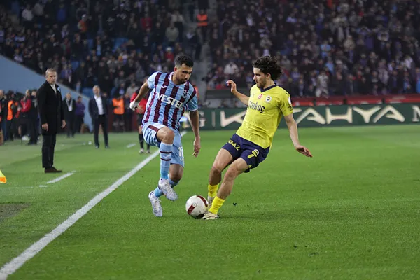 Akyazı’da gol düellosu! Batsman düğümü çözdü | Dev derbide 3 puan Fenerbahçe’nin