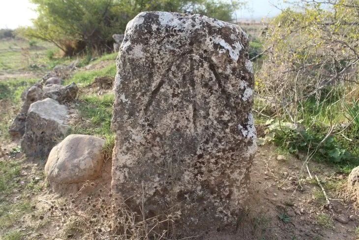 Hatay’da Kayı Boyu damgalı mezar taşları bulundu