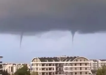 Antalya'da denizde hortumlar oluştu