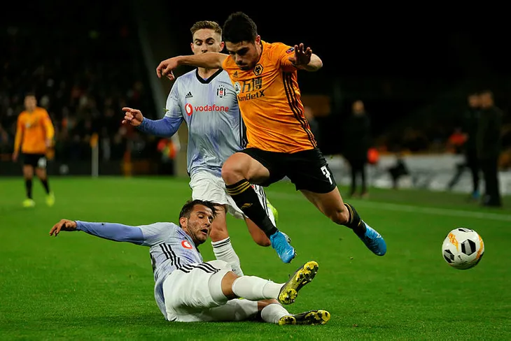 besiktas-wolverhamptona-4-0-maglup-oldu-1576187792298.jpg Beşiktaş, Wolverhampton'a 4-0 mağlup oldu - 1