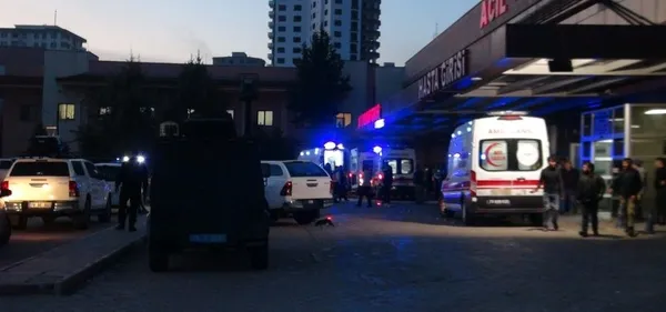 karkamistaki-teror-saldirisinda-hayatini-kaybetti-ogretmen-aysenurun-acili-ailesi-yurek-yakti-1669037064428.jpg Karkamış’taki terör saldırısında hayatını kaybetti! Öğretmen Ayşenur’un acılı ailesi yürek yaktı - 5