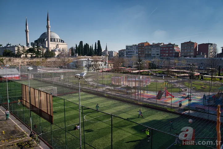 Detaylar belli oldu! Halı sahalar açıldı mı? 2021 Halı sahalar ne zaman, hangi illerde açılacak? Kaça kadar açık? 4