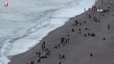 Antalya’nın sahilinde deniz keyfi