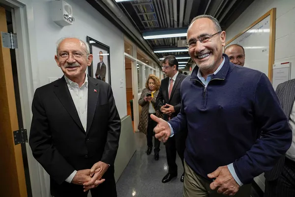 ak-parti-sozcusu-omer-celikten-mkyk-toplantisi-sonrasi-son-dakika-aciklamalari-1666021095477.jpg AK Parti Sözcüsü Ömer Çelik MKYK sonrası konuştu: Bartın'daki maden faciasına ilişkin soruşturmanın detayları şeffaflık içinde paylaşılacak - 8