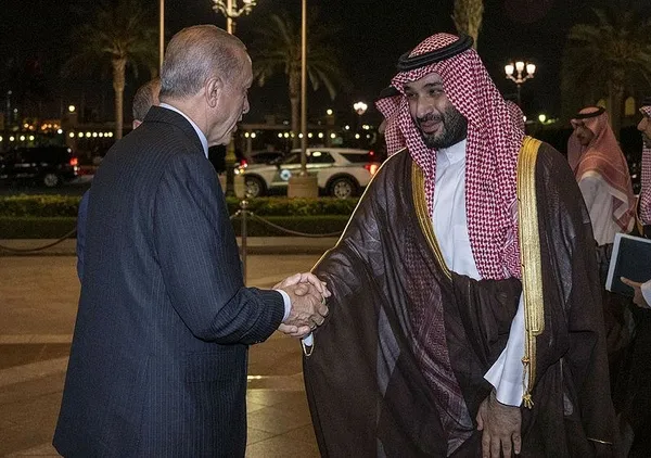 abd-medyasindan-dikkat-ceken-erdogan-ve-prens-bin-selman-yazisi-yeni-bir-dunya-kuruluyor-1690955427266.jpeg ABD medyasından dikkat çeken Erdoğan ve Prens bin Selman yazısı: Yeni bir dünya kuruluyor - 3