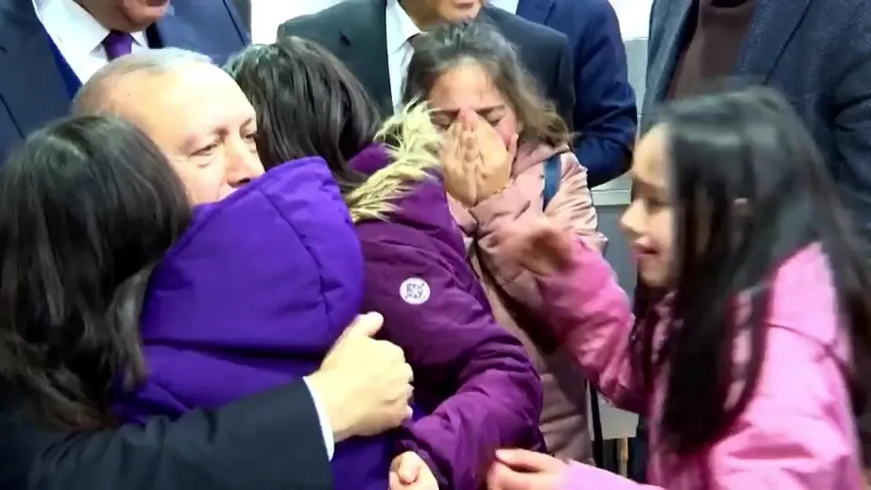 Başkan Erdoğan’a anlamlı doğum günü kutlaması! #İyikiDoğdunMilletinAdamı |Video