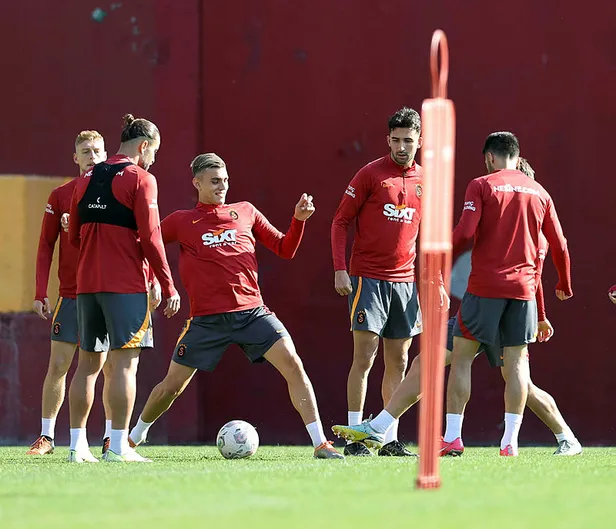 Başakşehir Galatasaray maçı saat kaçta, canlı nereden izlenir? 12 Kasım Başakşehir GS maçı muhtemel 11’ler