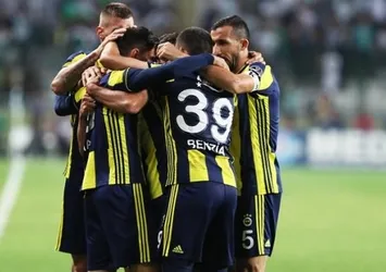 Fenerbahçe Avrupa'da ilk galibiyetini aldı