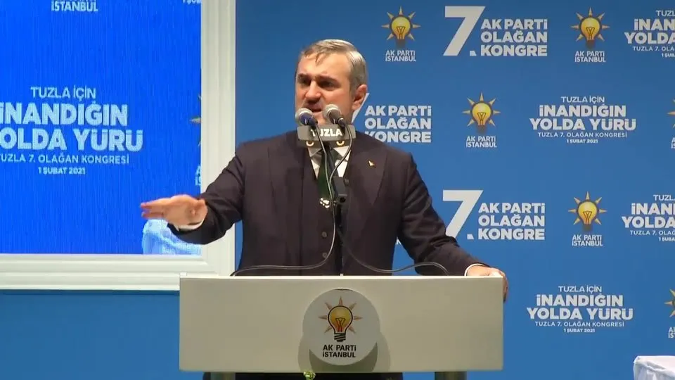 AK Parti İstanbul İl Başkanı Bayram Şenocak: CHP’li İBB Başkanı örgütlere seçim diyetini ödemek için 15 bin kişiyi işe aldı