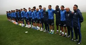 Fenerbahçe’den Turgay Şeren için saygı duruşu