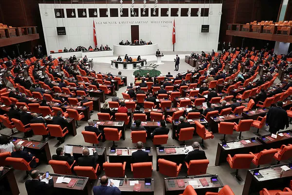 4. yargı paketi TBMM'ye sunuldu! 4 kanunda değişiklik - 3