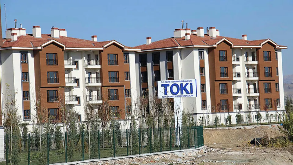 TOKİ sosyal konutlara başvuru süresi doldu! Şimdi sıra kura heyecanında! Ne zaman belli olacak? İşte yanıtı