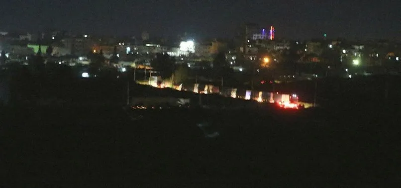 Irak'tan Suriye'ye geçen ABD konvoyu görüntülendi
