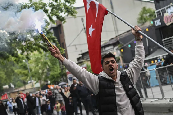 Türkiye’nin 81 ilinden Başkan Erdoğan’ın zaferinin sevinç görüntüleri! Başkan Erdoğan’ın konuşmaları…