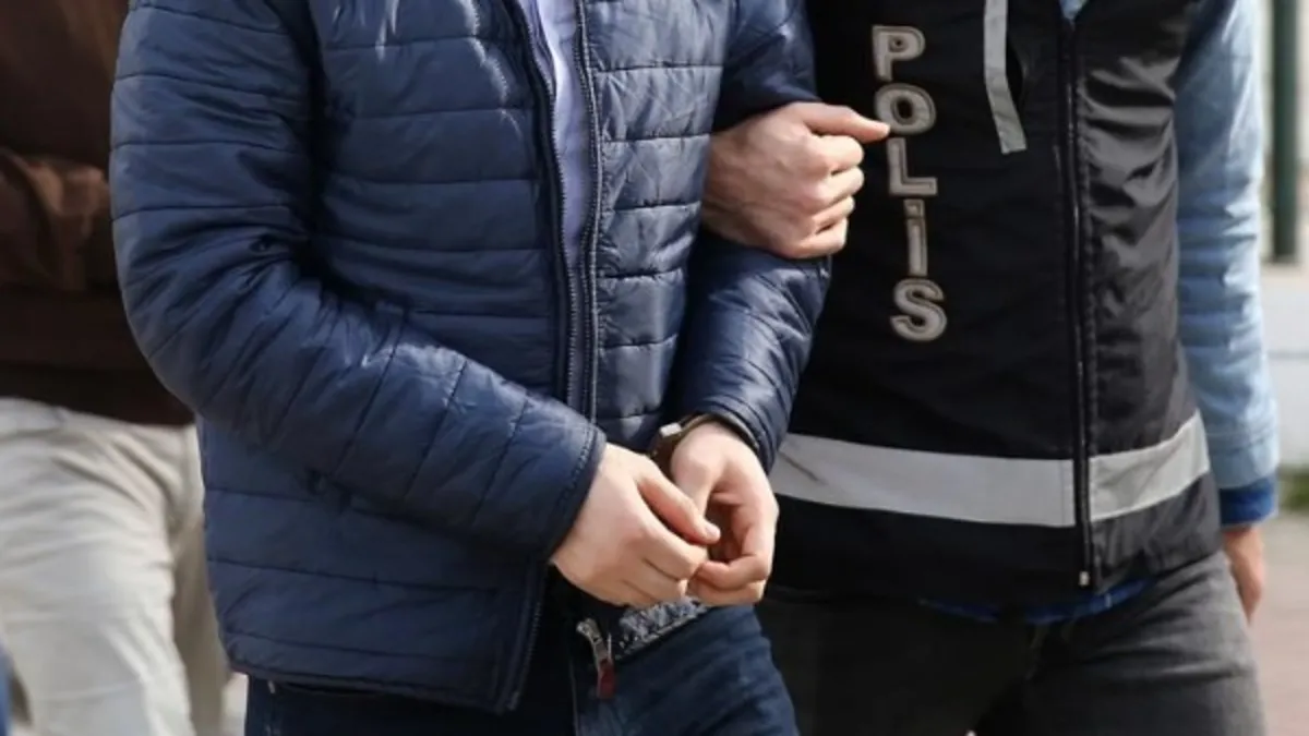 Sosyal medyadan valiye hakarete tutuklama!