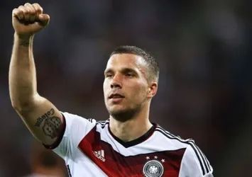 Lukas Podolski ve Bastian Schweinsteiger'e jübile!