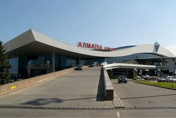 Almatı Havalimanı uçuşlara açıldı! İlk uçuş Antalya'dan yapıldı - 3