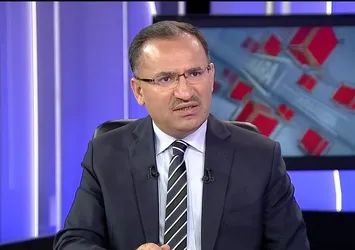 Bakan Bozdağ'dan ABD'ye Adil Öksüz sorusu