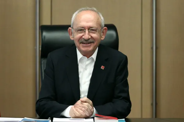 CHP’deki Kılıçdaroğlu tayfasından İmamoğlu ve Akşener’e salvolar! Sözcü TV’de Kılıçdaroğlu %48’i fazla kutsuyor yanıtı geldi...
