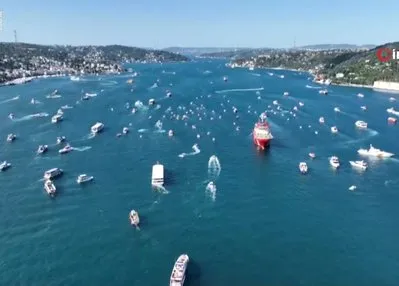 İstanbul Boğazı’nda 15 Temmuz geçişi!