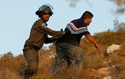 İsrail askerleri AA ve AFP muhabirlerini yaraladı