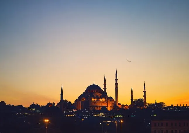 İstanbul, Mersin, İzmir iftar ve sahur saatleri!