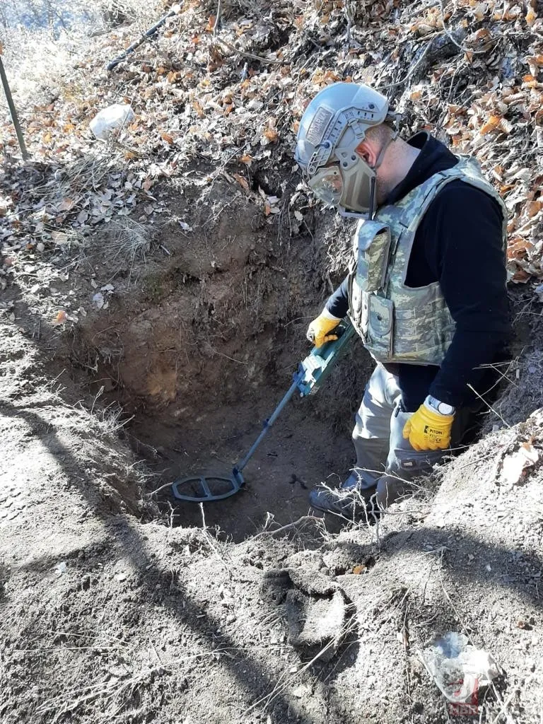 SON DAKİKA! Sivas'ta PKK terör örgütünün 4 sığınağı imha edildi 6