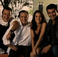 Ezelin Ömeri uzun saçlı haliyle olay oldu!