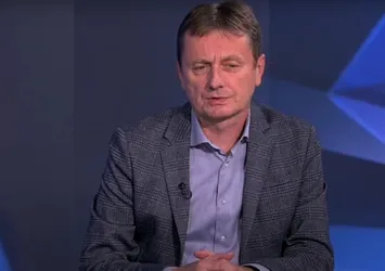 Canlı yayında panik! Sırp bakan programda beyin kanaması geçirdi | Sağlık durumu nasıl?