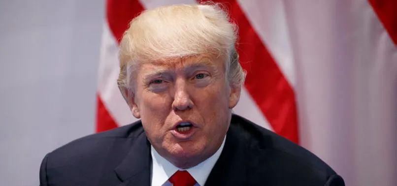 Trump'tan eski FBI Direktörü Comey'e suçlama
