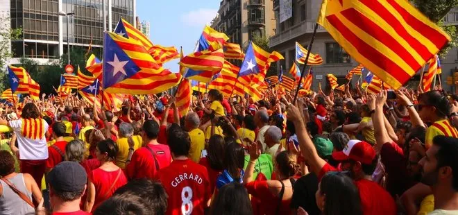 Katalonya’da kabine üyeleri kefaletle serbest bırakıldı