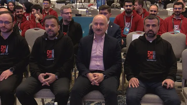 Ulaştırma Bakanı Adil Karaismailoğlu: 2053 yılına kadar 198 milyar dolarlık yatırım planını tamamladık - 1