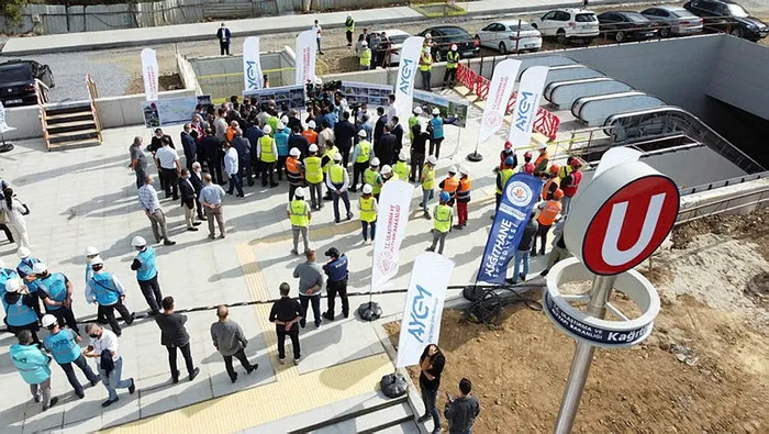 Son dakika: Ulaştırma ve Altyapı Bakanı Adil Karaismailoğlu’ndan ’U’ logosu açıklaması: Kimse emek hırsızlığı yapmasın