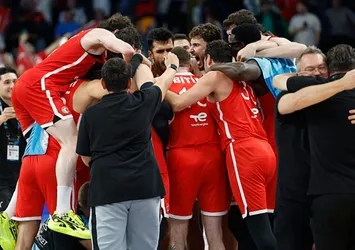 12 dev adamdan tarihi başarı! Türkiye Avrupa finalinde: Altın madalyaya son 1 maç