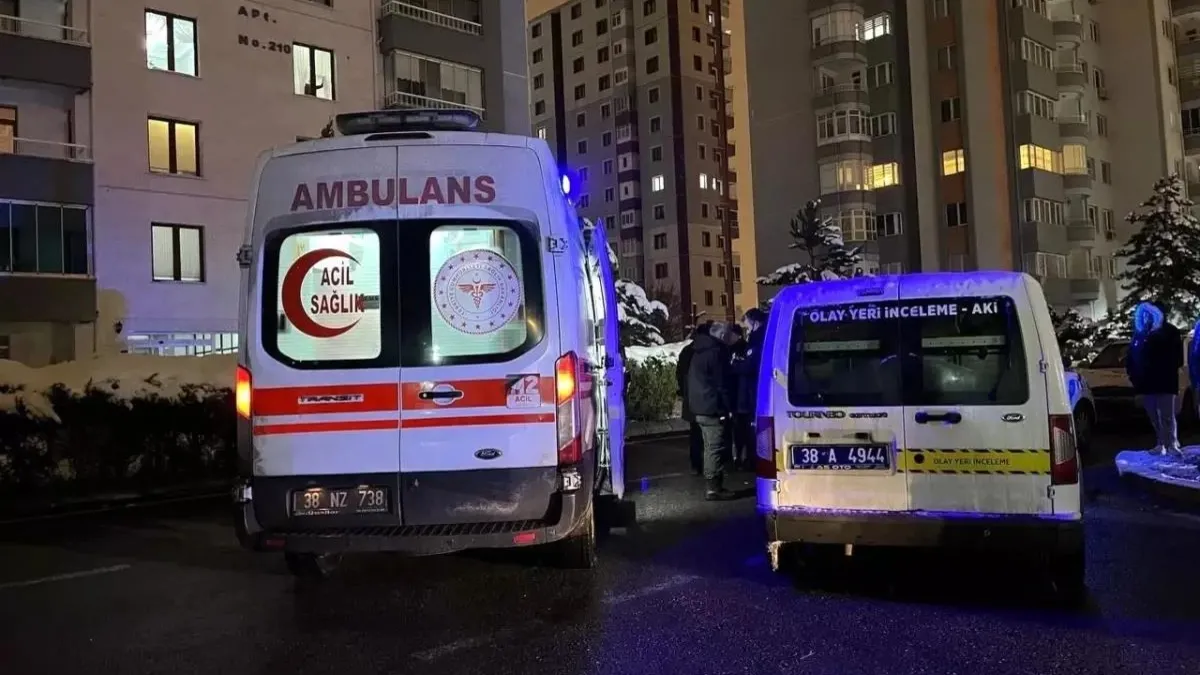 Kayseri'de komşu kavgasında kan aktı! 2 yaralı