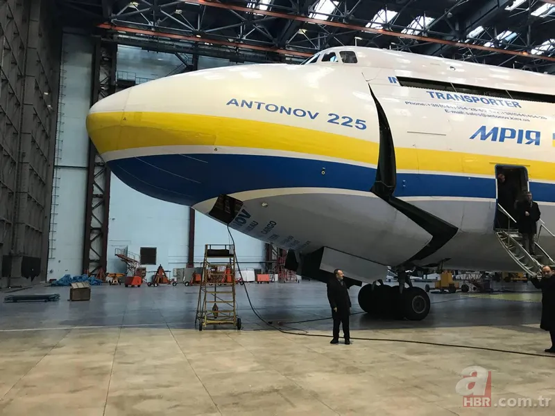 Ukrayna'ya ait dünyanın en büyük uçağı Antonov An-225'in son görüntüsü ortaya çıktı! Rus ordusunun vurduğu iddia edilmişti 1