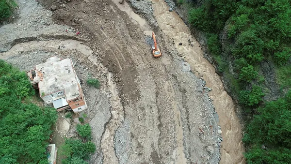 Son dakika: Araklı'daki selde ölü sayısı 7'ye yükseldi - 1