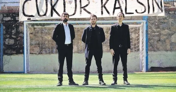 Aras Bulut İynemli Necip Memili Rıza Kocaoğlu ve Öner Erkan’dan ’yok artık’ dedirten hareket