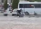 Bursa’da iki genç kızın kavgası kamerada
