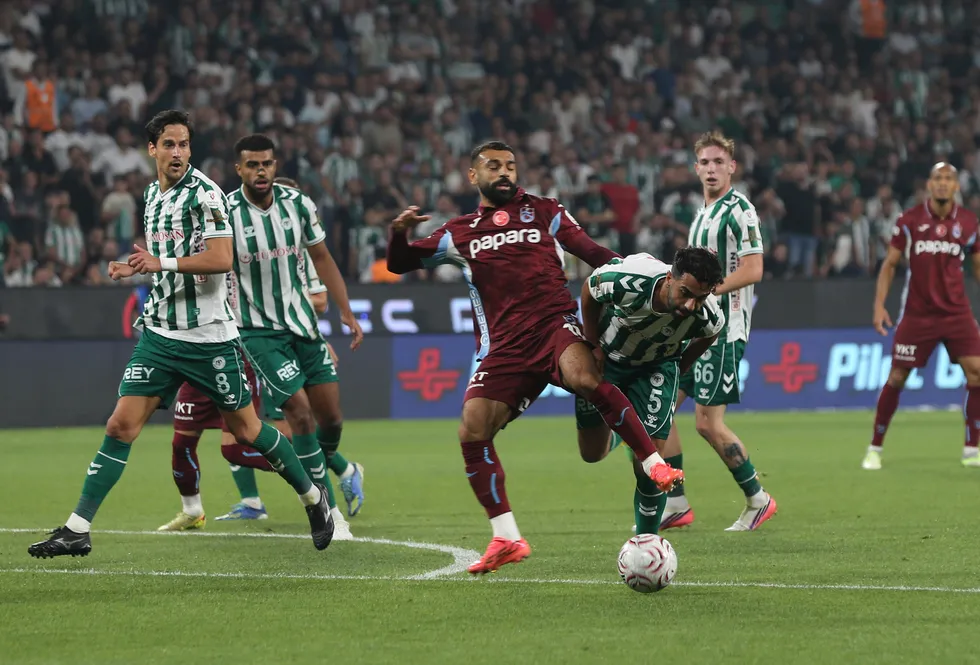 canli-anlatim-trabzonspor-konyaspor-1789238175057.jpg Derbi öncesi hesaplar bozuldu! Maç sonucu: Konyaspor 1-0 Trabzonspor - 2