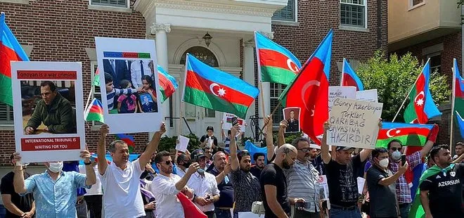 ABD’deki Azerbaycan Türklerinden Ermenistan’ın Washington Büyükelçiliği önünde protesto!