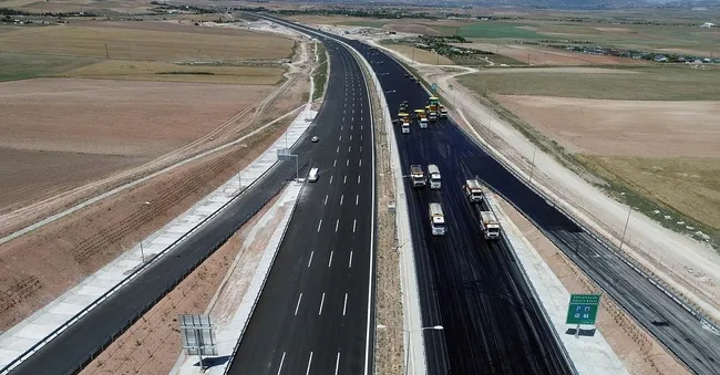 Türkiye'nin en akıllı yolu Ankara-Niğde Otoyolu açılıyor! Ulaştırma ve Altyapı Bakanlığından kritik uyarı - 1
