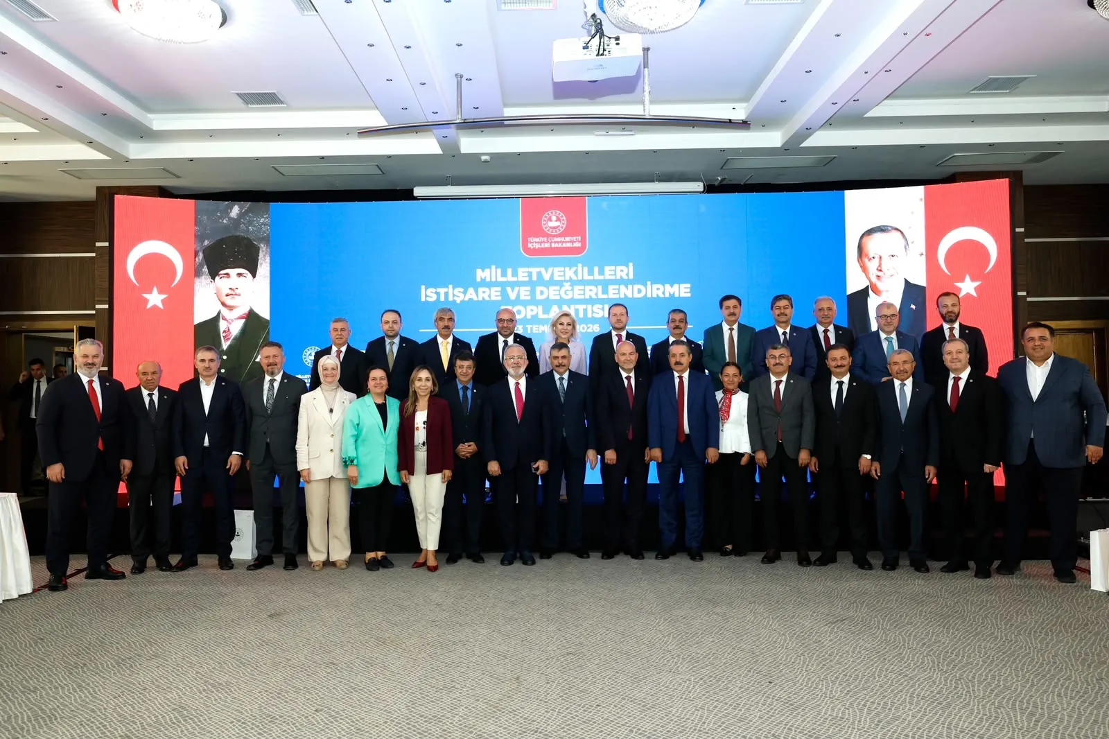 Bakan Çiftçi'den Deprem Yardımları Açıklaması