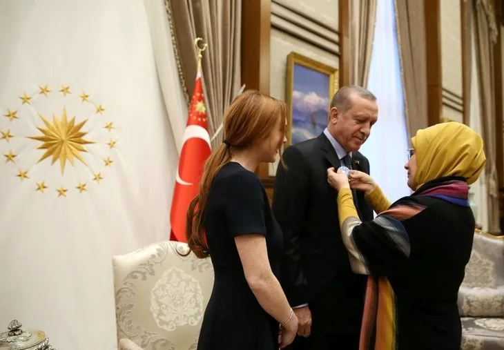 Cumhurbaşkanı Erdoğan Lindsay Lohan’ı Külliye’de kabul etti