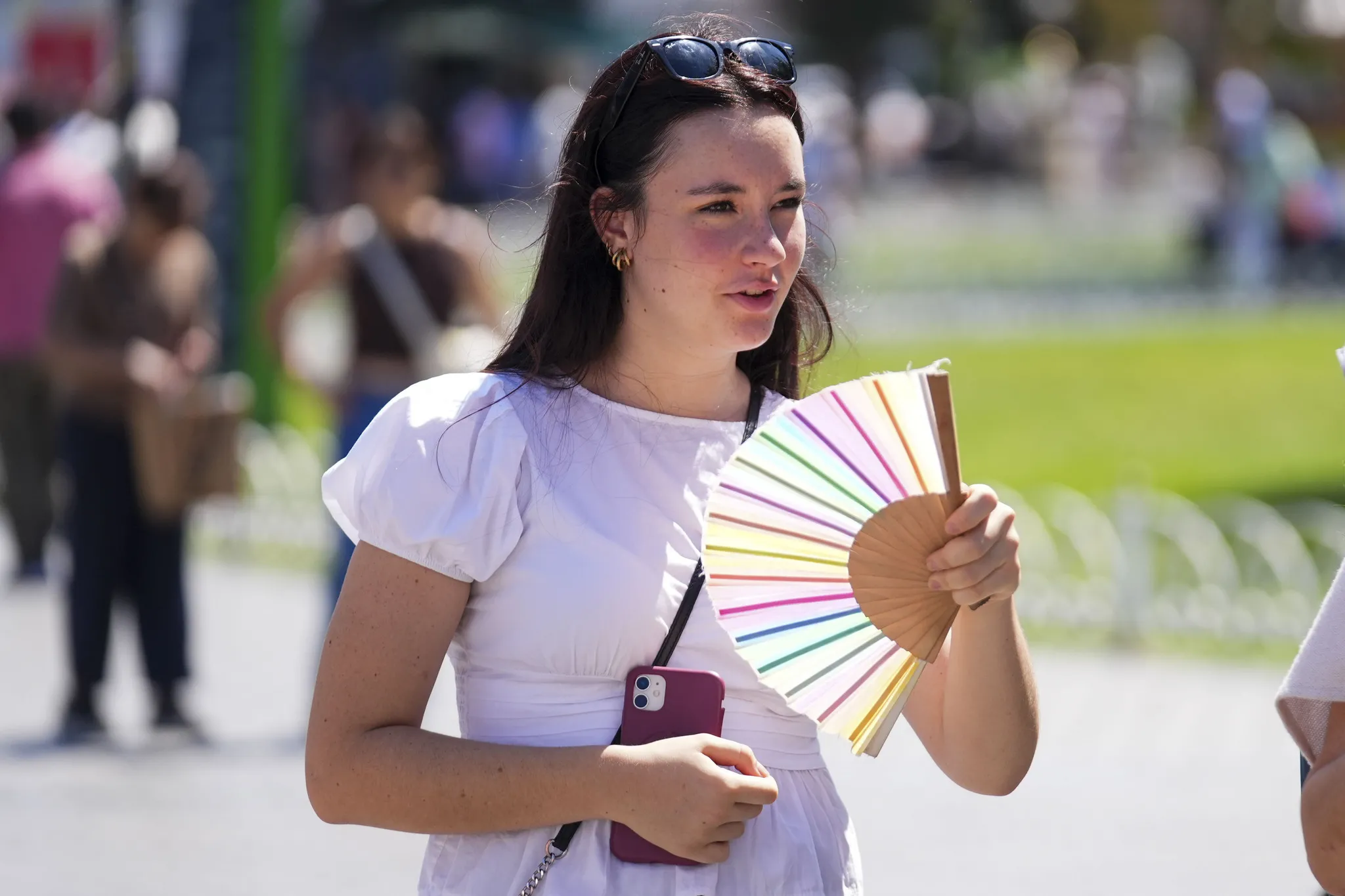 Meteoroloji: Hafta sonu Akdeniz 40°C, Karadeniz sağanak